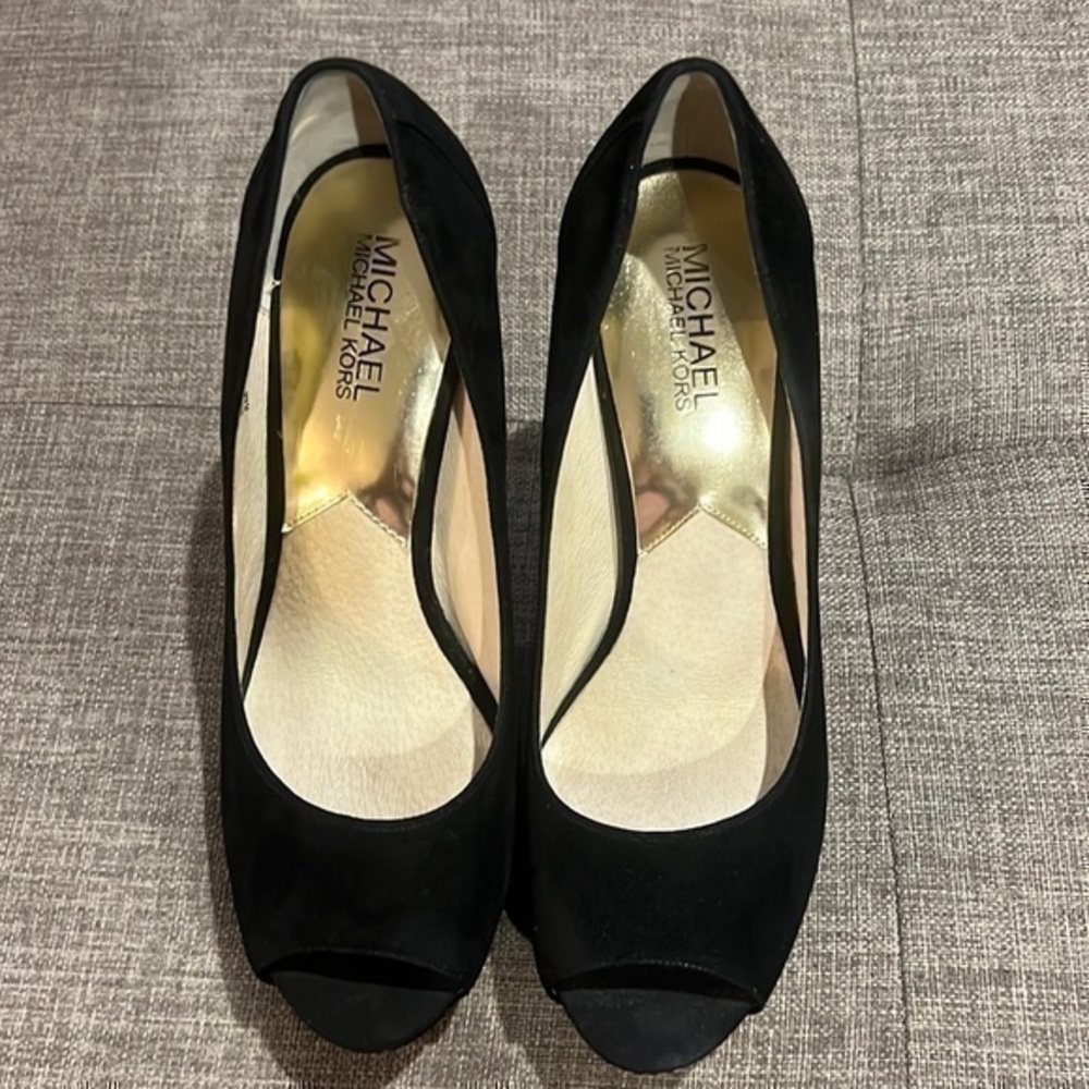 Michael Kors Suave Heels